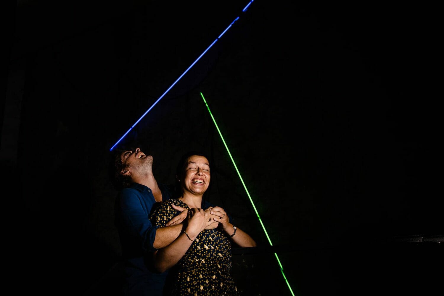 Séance photo de couple avant votre mariage. Castille ALMA photographe de mariage Lyon.